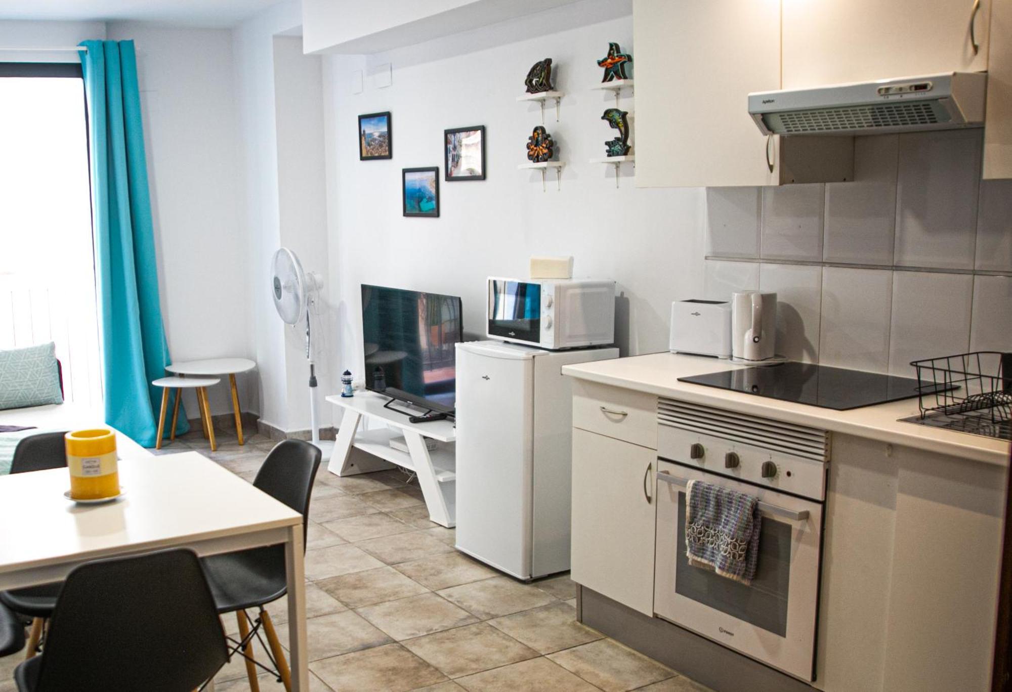 Apartamento Charming Duplex - Historic Center - 7min To *