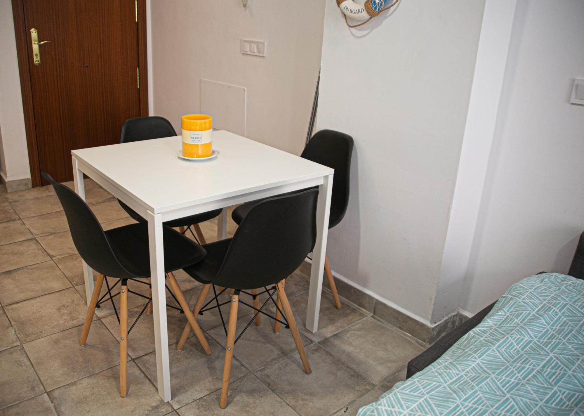 Charming Duplex - Historic Center - 7min To * Alicante